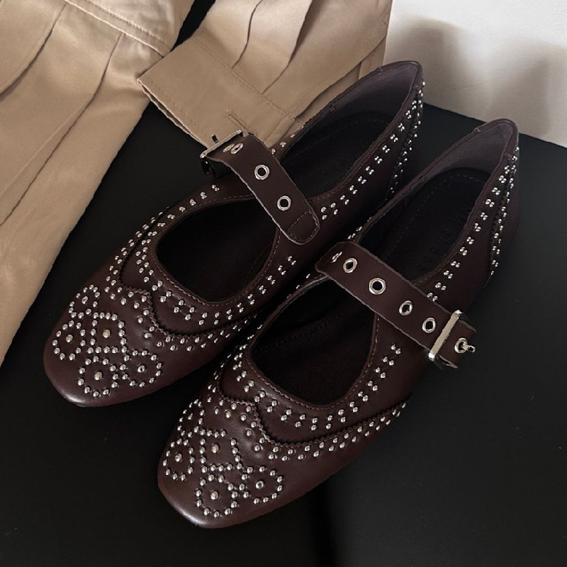 Retro Rivet Buckle Design Flat - Shoes For Women Flats 评论和价格