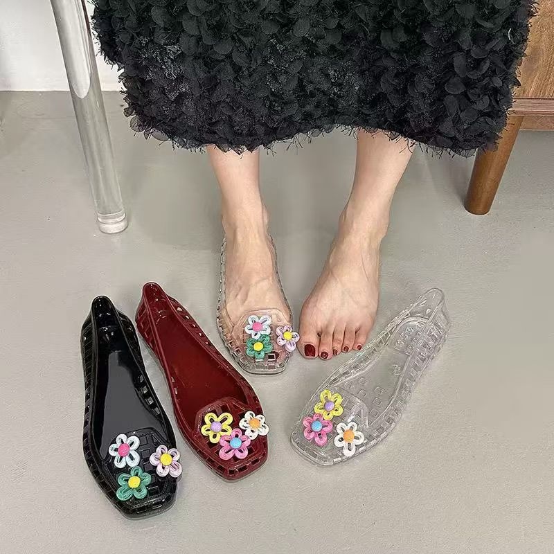 Hollowed kawaii dopamine Shoe  - Women Shoes Model 评论和价格