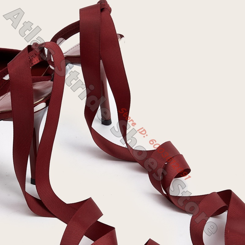Satin White Polka Dot Pointed  - Ribbon Tie Heel 评论和价格