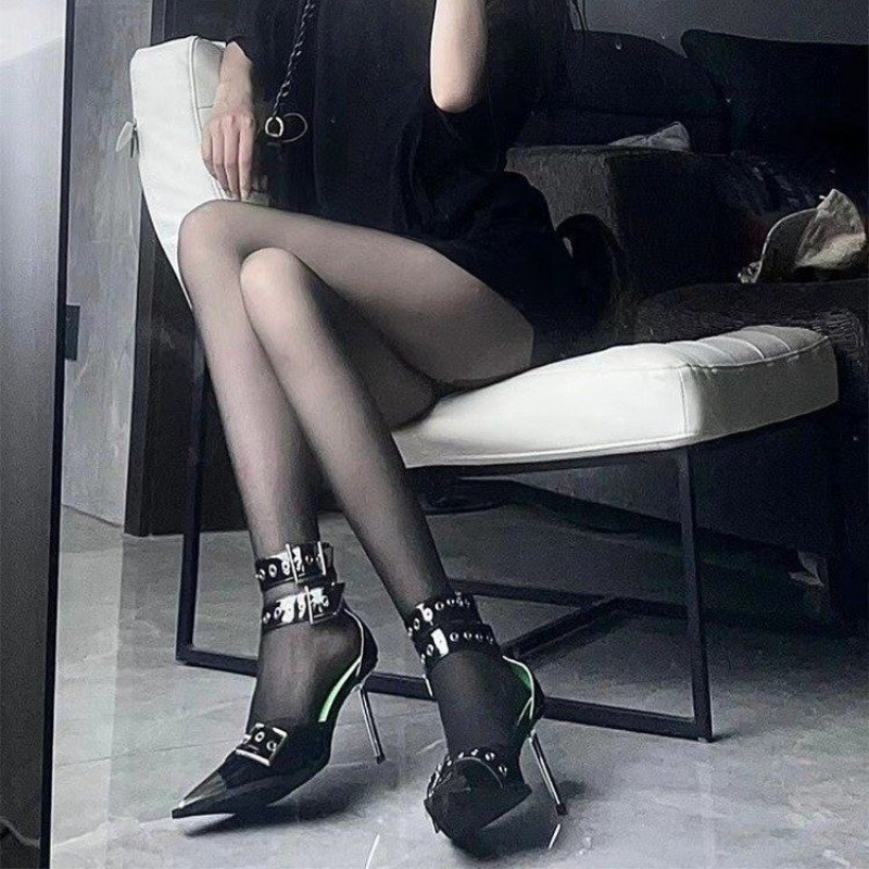 Super High Heel Metal Pointed  - Platform Mule Heel 评论和价格